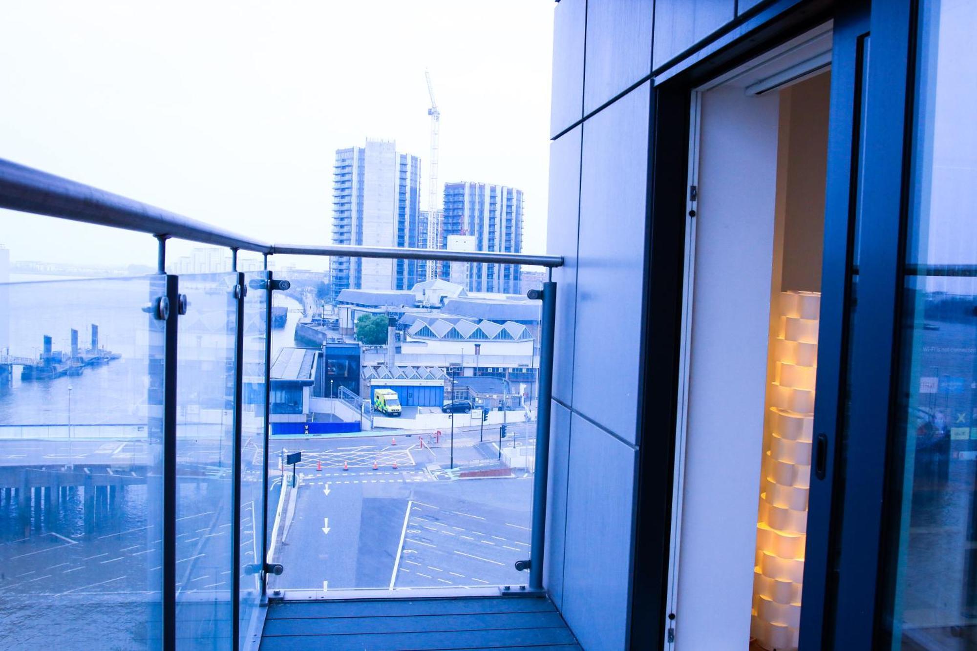 Fezza Luxury Apartment London Eksteriør billede